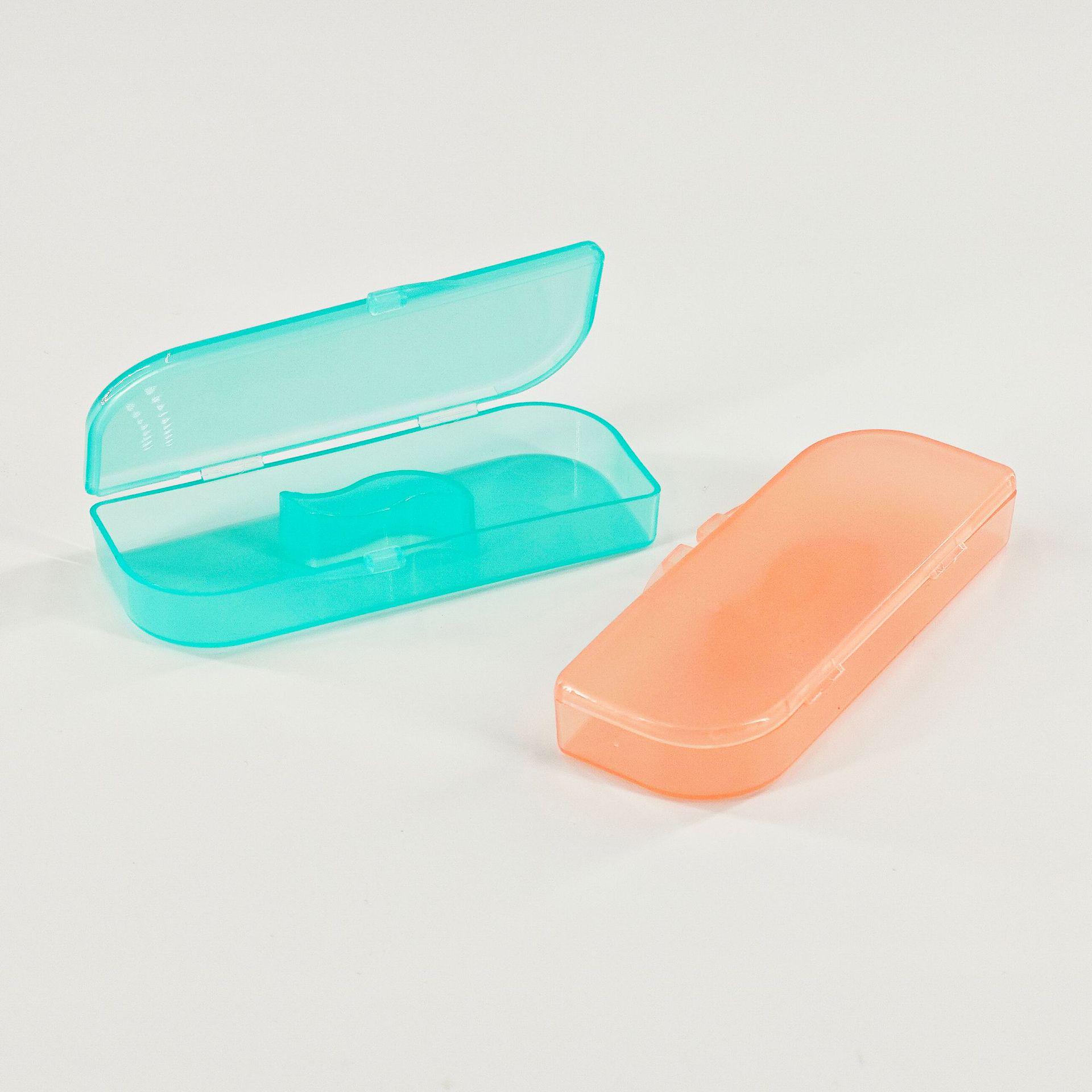 

Портативный набор из 10 высокопрочных зубочисток с зубной нитью и дорожным футляром