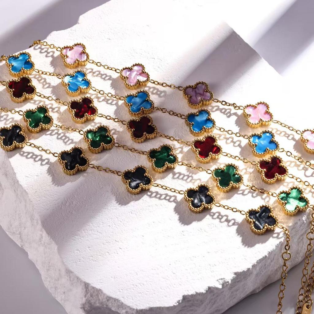 Bracciale Quadrifoglio Vibrante da 13mm - Stile Classico e Versatile
