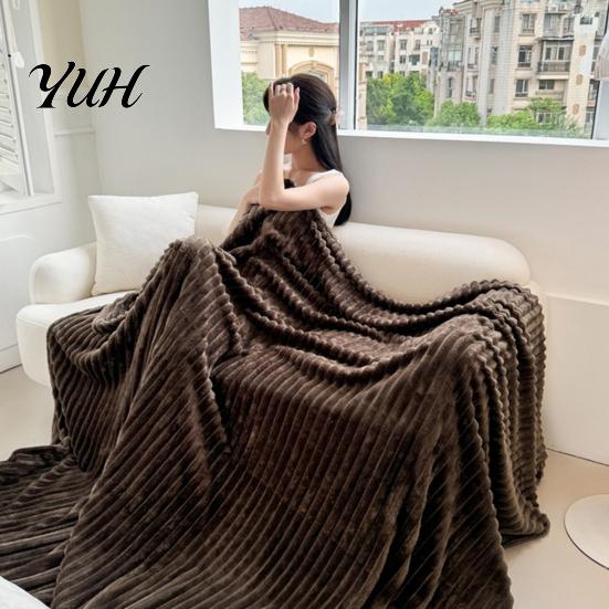 Portable Office Nap Blanket Striped Fleece for Bed, Ribbed Throw Couch, Warm Faux Rabbit Fur Soft Breathable Cozy Bed Blankets, Lightweight
