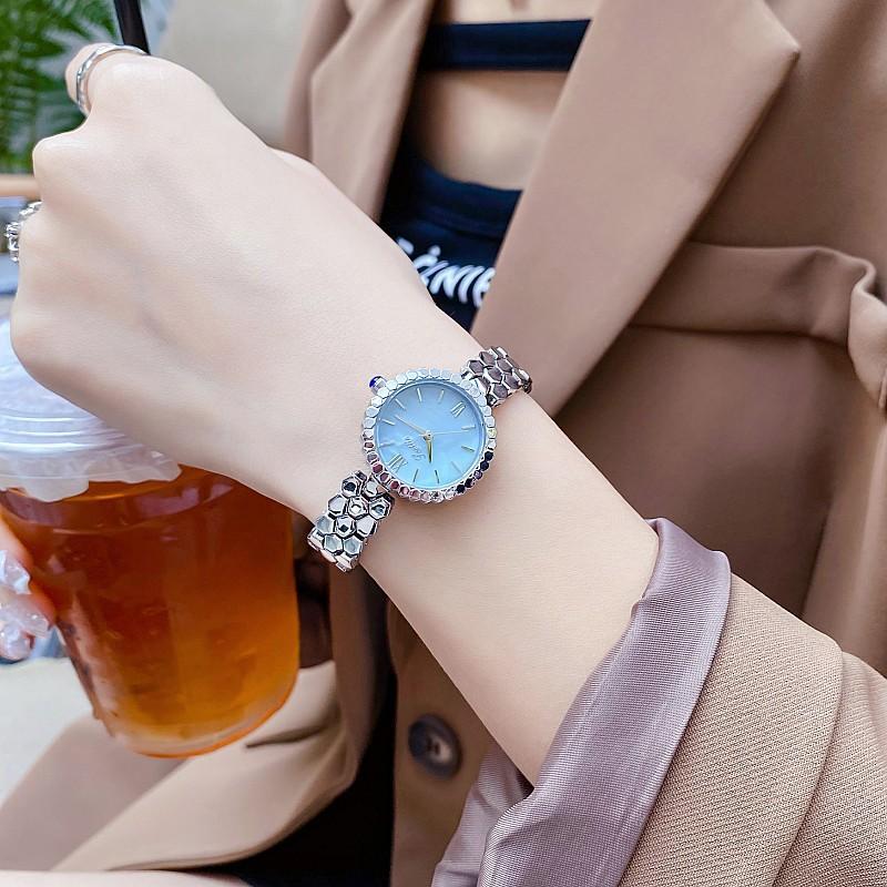 Round Style Fashion Light Luxury Temperament Bracelet Watch Women'S Watch Personalized Strap Women'S Watch Women