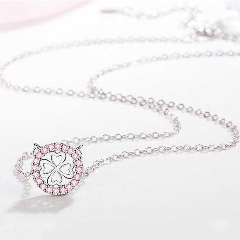 Ladies Fashion Jewelry High Quality White Pink Crystal Zircon Flower Leaf Pendant Four-leaf Clover Necklace Jewelry