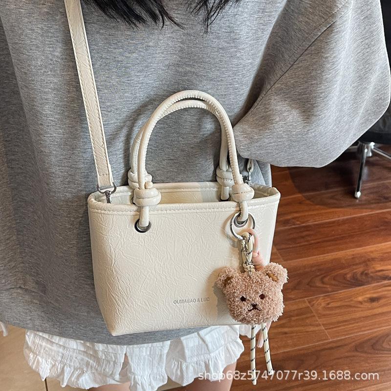 Popular Popular Bags Women's Spring Summer Versatile 2025 New Korean Version Casual Messenger Bag Portable Bucket Bag