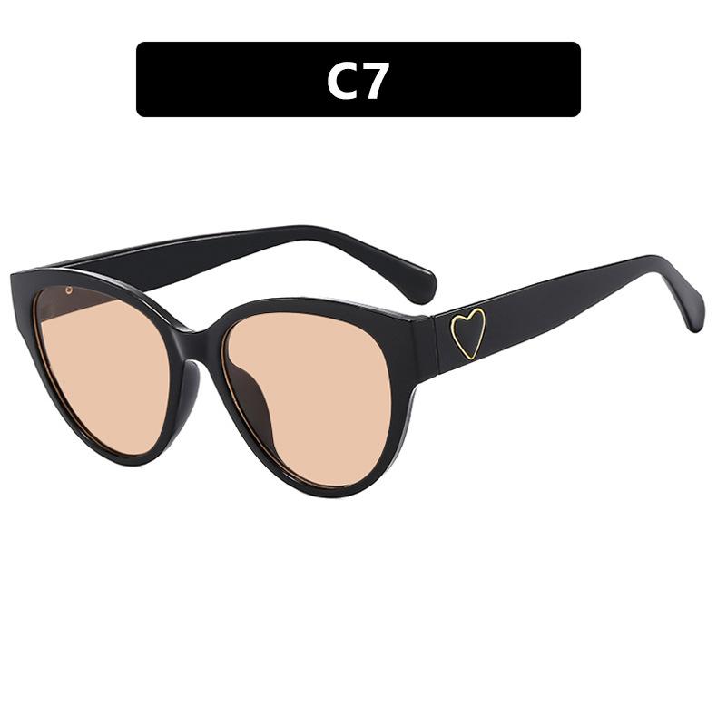 

Retro Cat S Eye Love Flat Mirror Anti-Blue Light Plain Face Spice Girl Thin Can Be Matched With Myopia Glasses Frame Woman as shown