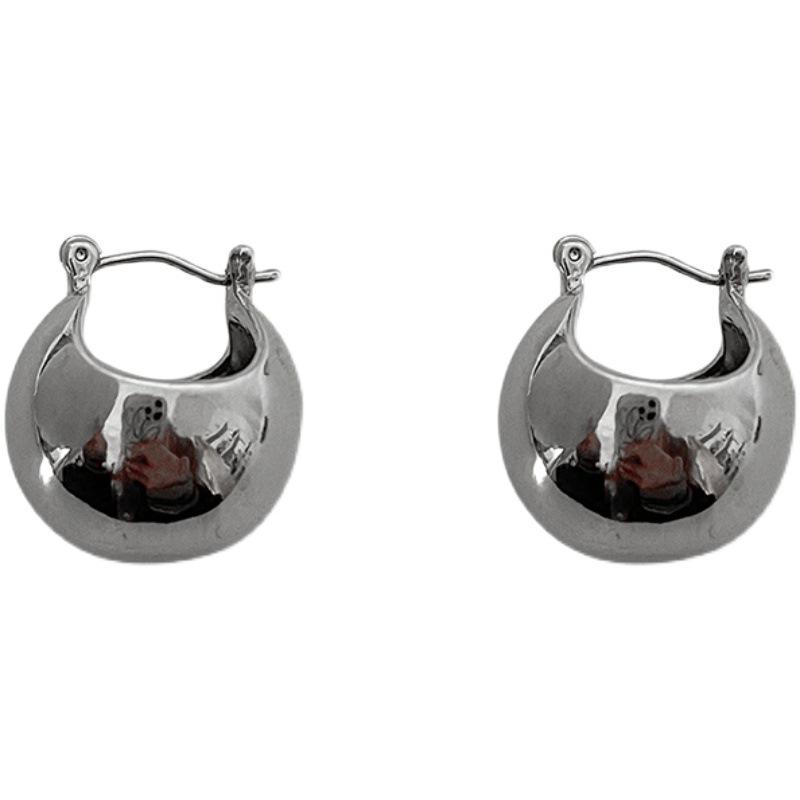 

Female Fashion Niche Versatile Spherical Earrings срібний