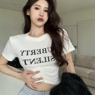 Kurzes Bauchnabel-freiliegendes Enges Kurzarm-T-Shirt für Damen Sommer Design Retro Hot Girl Top Koreanische Damenbekleidung