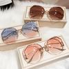Irregular Round Sunglasses Woman  Designer Gradient Fashion Sun Glasses Female Rimless Metal Curved Temples Oculos De Sol