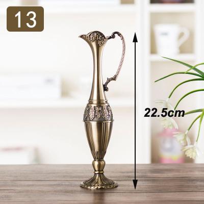 

European Retro Peacock Vase Small Metal Alloy Gold Bronze Crafts Table Modern Home Decoration Flower Bottle Jug