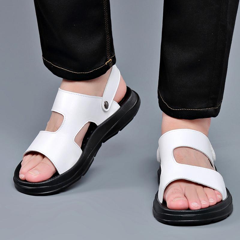 Casual Business Men's Summer Shoes Classic and Comfortable Retro Style Beach Walking On the Streets Black and White Sandals