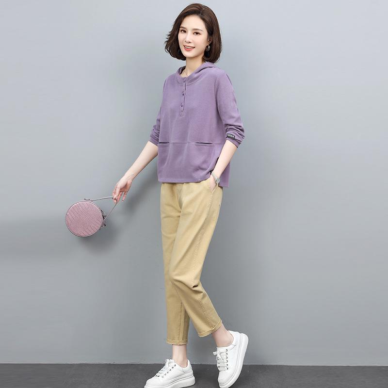 

Женский модный повседневный комплект свитшота в стиле мамы: Комплект-двойка весна/осень 2025 L (115-128 jin) фиолетовый/хаки