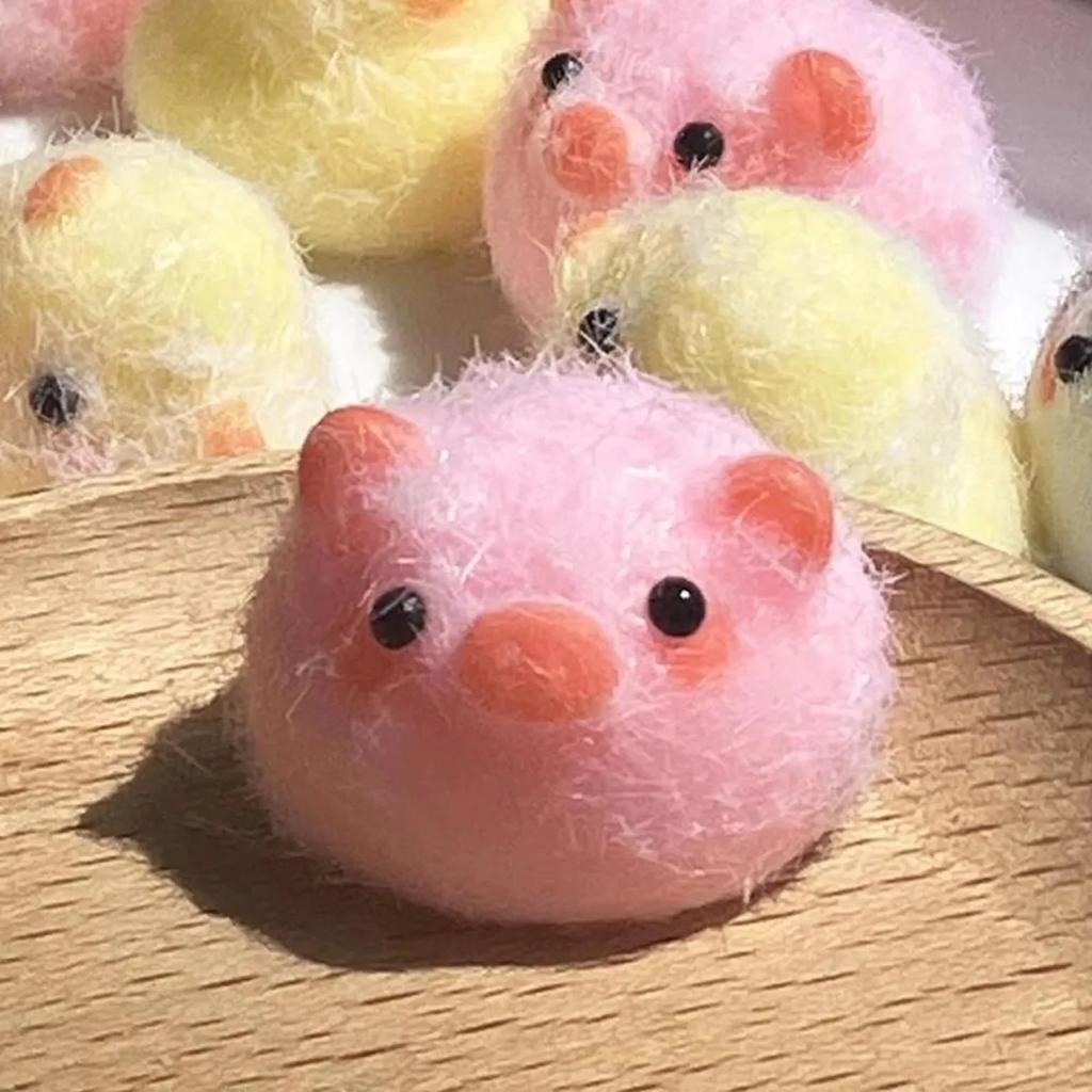 New Miniature Chick Pig Animal Relief Squeeze Toy Sticky Mini Penguin Duck Stress Relief New Fidget Toy Color Random