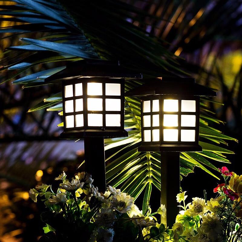 Lampe d'extérieur solaire à LED Shufujia pour pelouse