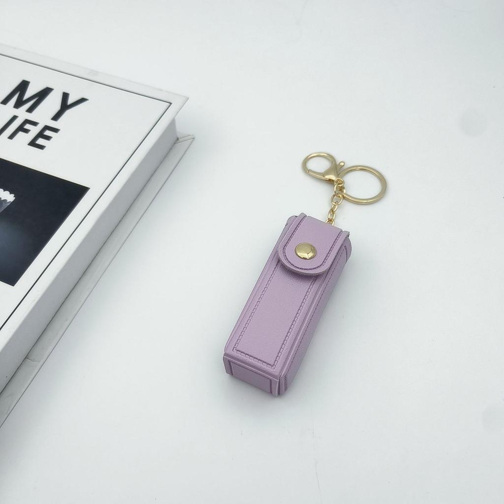 Přenosné pouzdro na rtěnku ve tvaru srdce s ochrannou kůží a roztomilou klíčenkou s přívěskem