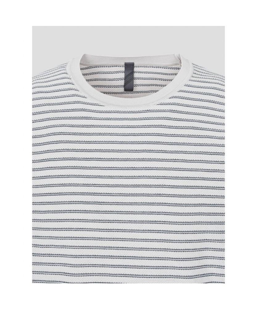 Binpolmen Gentle Tech Casual Pinstripe Round Knit Light Gray