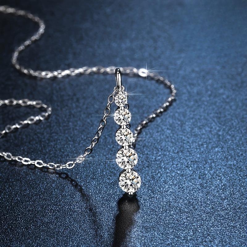

Элегантное Блестящее Ожерелье с Пятью Сияющими Подвесками из Синтетического Циркония Классическое Ожерелье во Французском Стиле | Сверкающий Дизайн Подвесок, Ожерелье серебряный