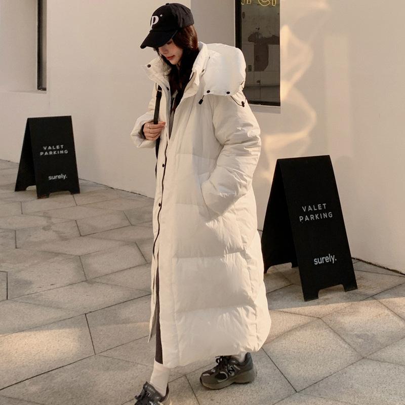 Down Cotton-padded Jacket Girls' Long Over-the-knee Winter New Padded Cotton-padded Coat Bread Coat.