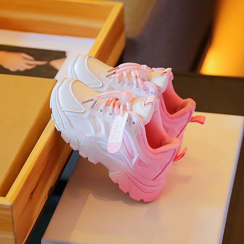 

Туфли для девочек весна и осень 2025 новая однотонная мягкая подошва кожаный верх дышащие одинарные туфли девочки универсальные нескользящие детские кеды 26 розовый