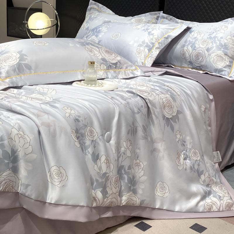 

Роскошный моющийся шелковый комплект одеяла: Прохладный летний тенсел и ледяной шелк для кондиционирования воздуха 150x200cm Single Quilt