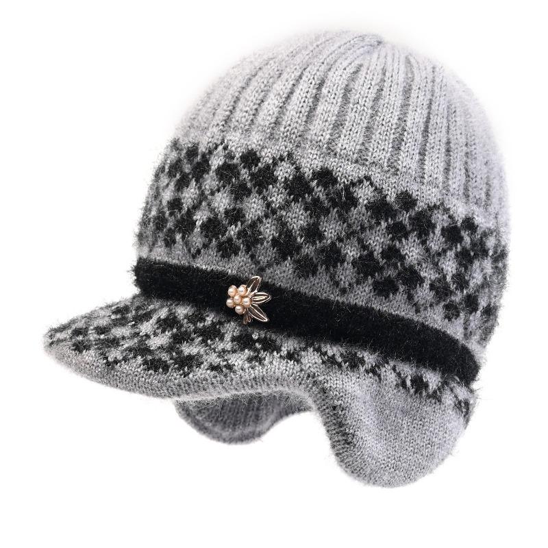 Winter Hat Female Old Lady Knitted Wool Hat Piled Thickened Warm and Cold Ear Hat
