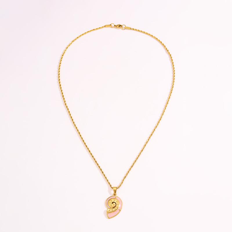 Vintage Ocean Seashell Stainless Steel Clavicle Necklace for Women - High-End Titanium Jewelry