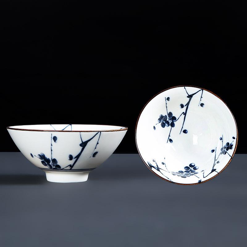 

Japanese Style Blue and White Porcelain Douli Cup Ceramic Tea Cup Tasting Cup Kung Fu Tea Set Hand-painted Master Cup Customizab