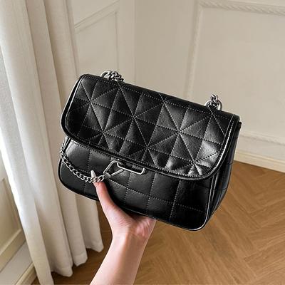 Černá řetízková kabelka, Dámská crossbody kabelka, Dámská malá čtvercová kabelka, Luxusní kožená dámská kabelka