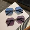 New Women's Metal Square Sunglasses Retro luxury feel Men Women Sun Glasses Outdoor leisure pography Glasses UV400
