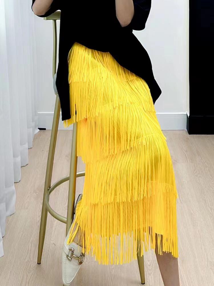 

2025 Весна/Лето Корейская Нишевая Однотонная Юбка-торт С Кисточками - Высокая Талия, Средняя Длина One Size