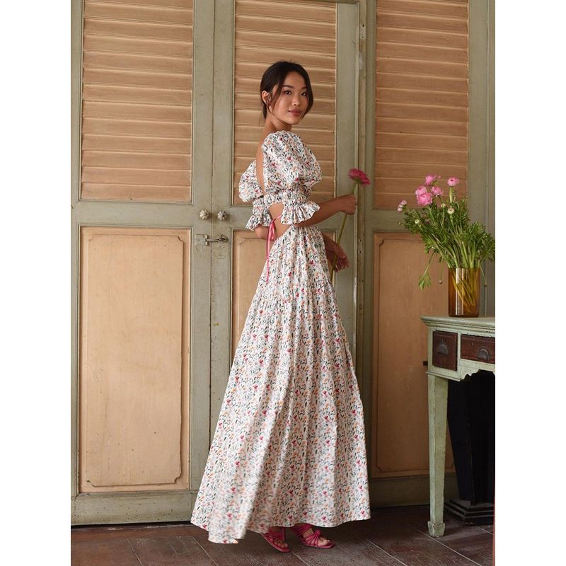 

Дизайнерское нишевое платье с открытой спиной для путешествий в Санью Floral S