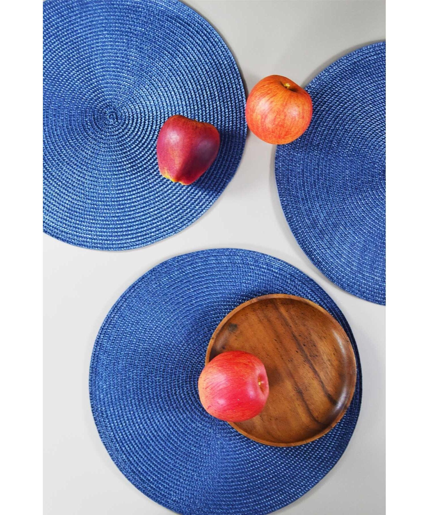 

Monika - 6 Place Placemat Blue