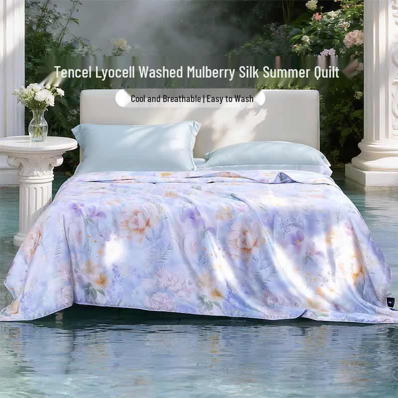 FUANNA Thin Silk Blend Antibacterial Summer Quilt