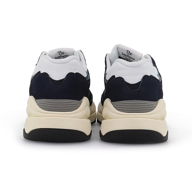 Nové New Balance 57/40 Team Navy M5740CD