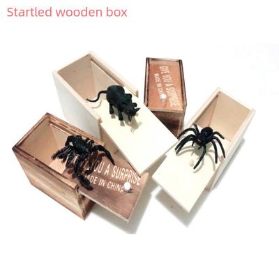 Wooden Spider Prank Box: Scary Bug Surprise Toy