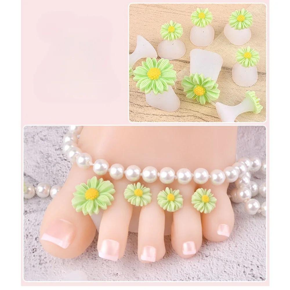 8Pcs/Set Funny Soft Silicone Toe Separator for Nail Polish Set Toe Spacers for Feet Apply Nail Polish Nail Art Pedicure Tool