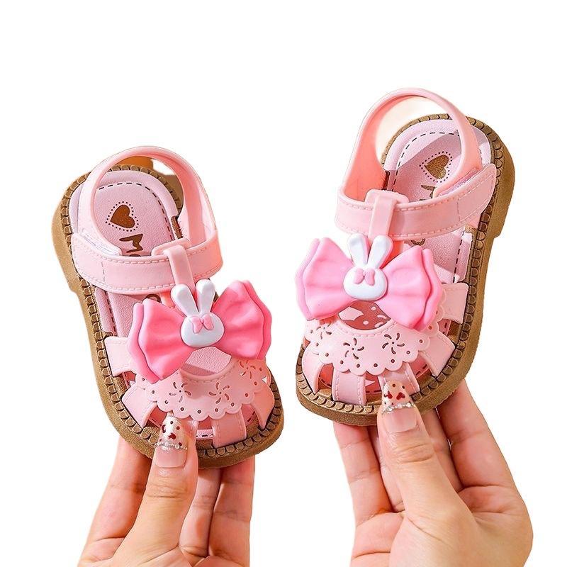 Neue Sommer-Sandalen für Mädchen, weiche Sohle, atmungsaktiv, Kindersandalen für den Strand, rutschfest, Prinzessinnen-Sandalen, Freizeit-Schuhe für Kinder
