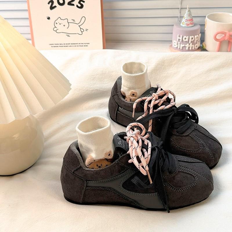 

Внутренняя платформа для увеличения роста, ретро моральные тренировочные туфли, женские, осень-зима 2025, новые, универсальные, повседневные, увеличивающие рост, активные туфли Forrest Gump, кеды 40