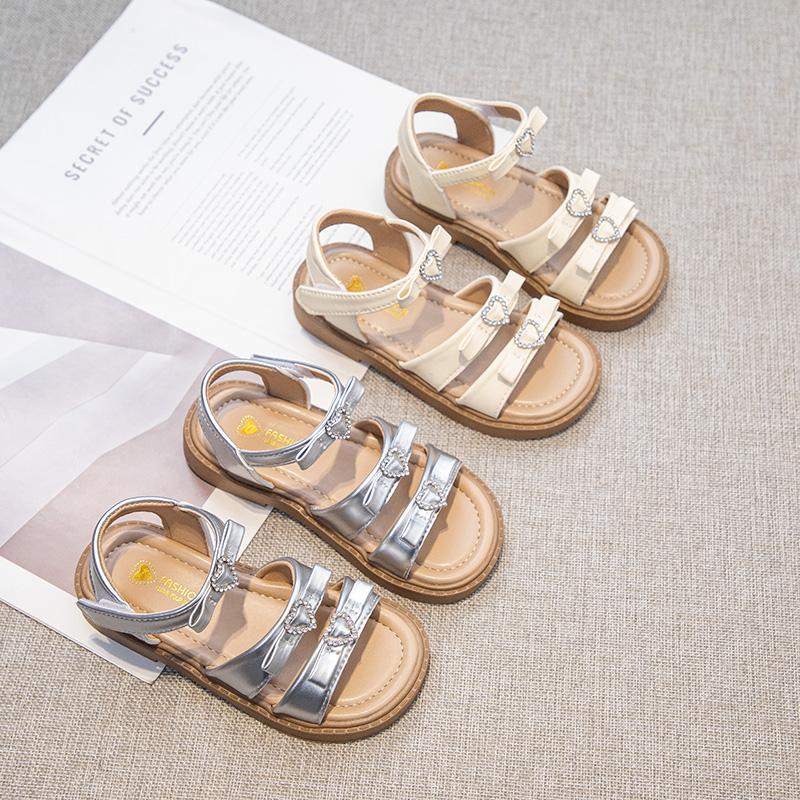 Girls' Sandals Summer New Children's Soft Bottom Anti Slip Princess Shoes Girls' Versatile Sweet Roman Sandals