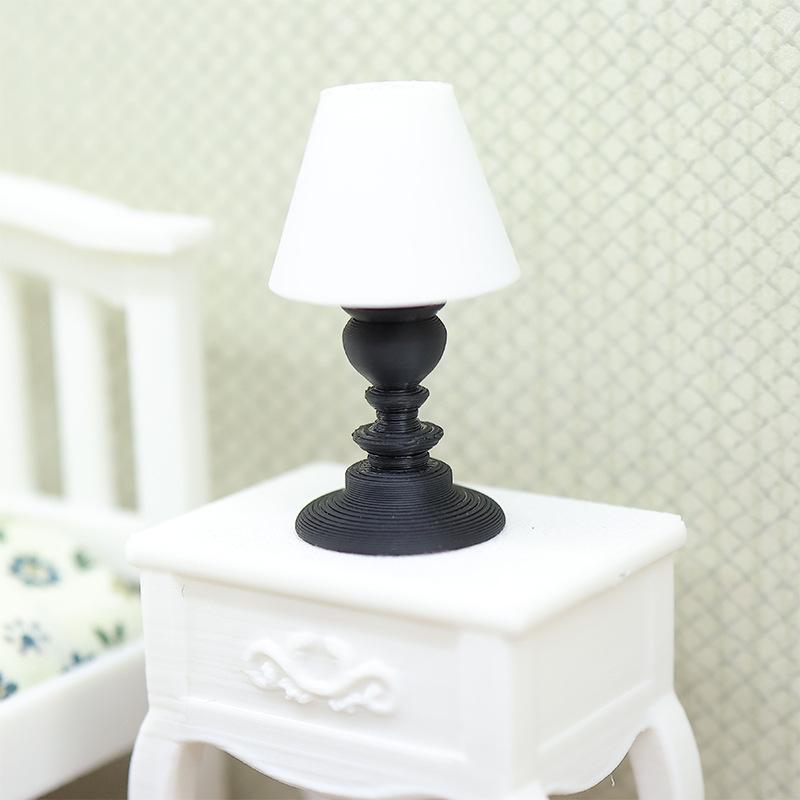 Retro Classical Mini Table Lamp Model Realistic Dollhouse Decor for Sand Table DIY Micro Landscape Props