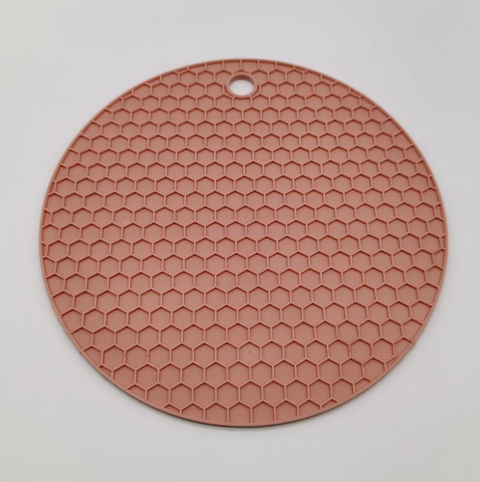 Plástvová silikonová žáruvzdorná kulatá podložka - Protiskluzová, Izolovaná podložka pod hrnec a kastrol