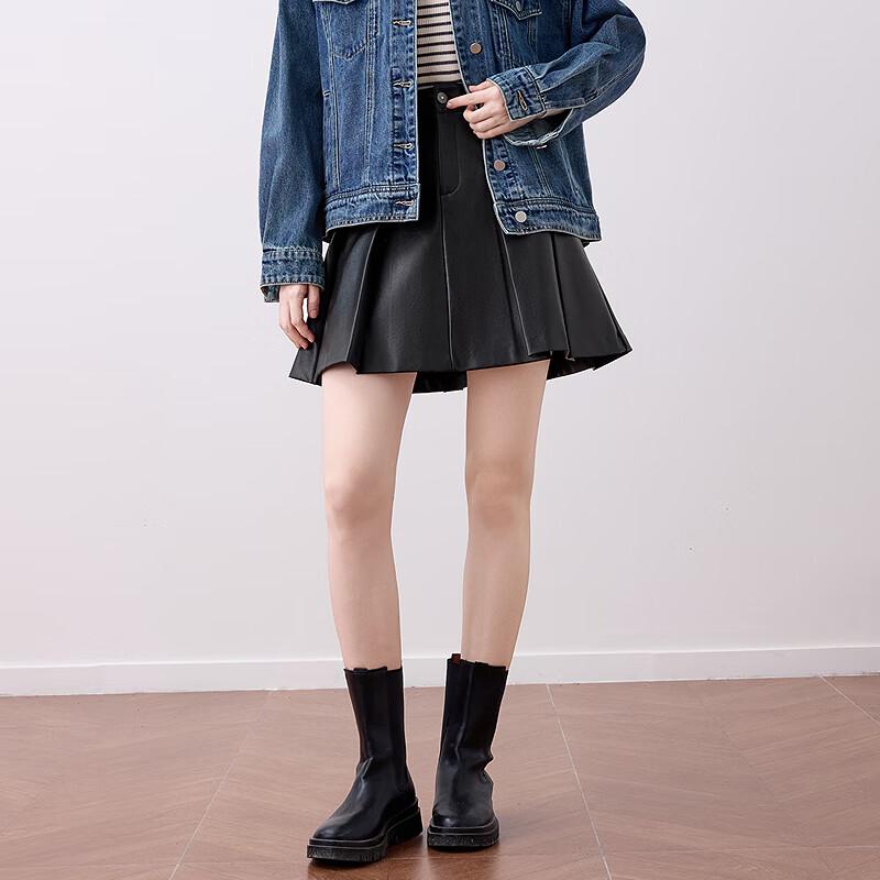 Betu Women's Eco-Friendly Pleated PU Leather Skirt