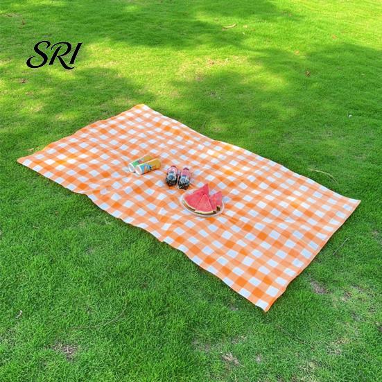 Disposable Picnic Tablecloth Plaid Waterproof Checkered Table Cover Thick Outdoor for Camping Barbecue Parties Party
