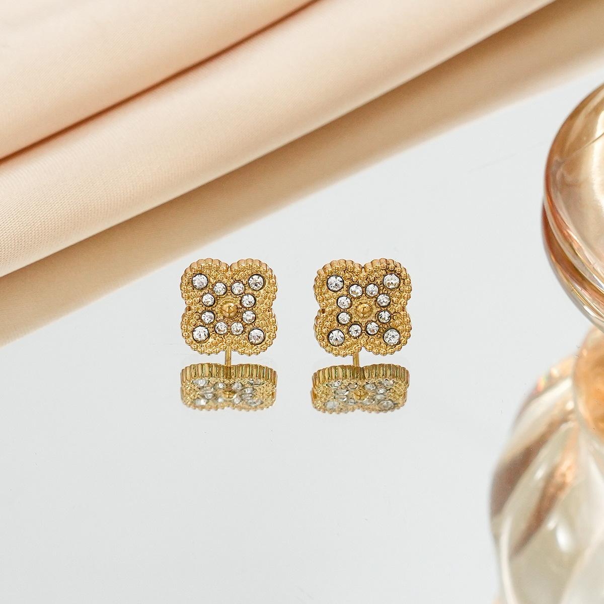 

Модные серьги Серьги в виде четырехлистного клевера Женские Легкая роскошь Простые Серьги 18 карат Маленькие Серьги из титановой стали золотой