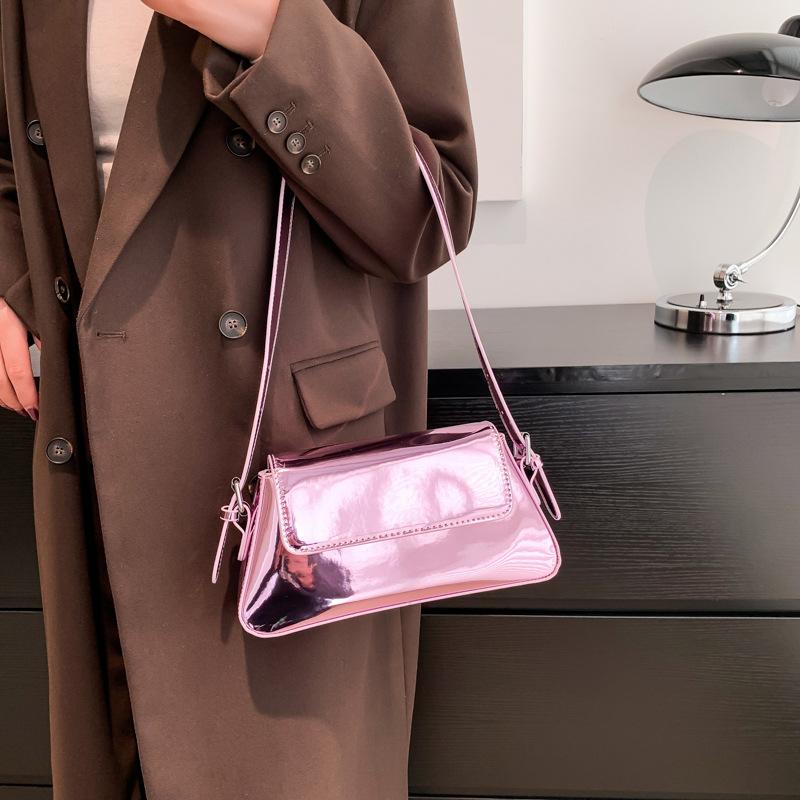 Bag Fashion Women's Bag New 2025 Korean Version Fashion Glossy Underarm Bag Inside Internet Celebrity Candy Color Small Square Bag