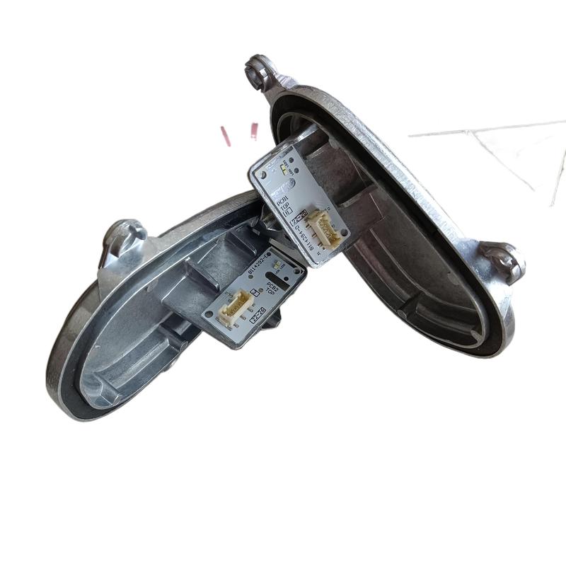 OEM 63119477835L 63119477836R LED Angel Eyes Right DRL Daytime Running Lights Module Control Unit for BMW X1 F48 F49 LCI