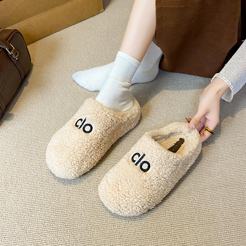 2025 new lamb wool one-word women's outer wear bag head half slippers lazy one pedal Birkencotton slippers
