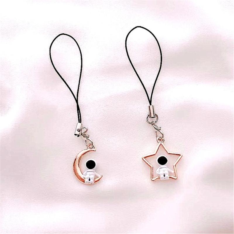Fashionable Couples Key Rings Moon/Star Astronaut Keychain Stylish Bag Accessory