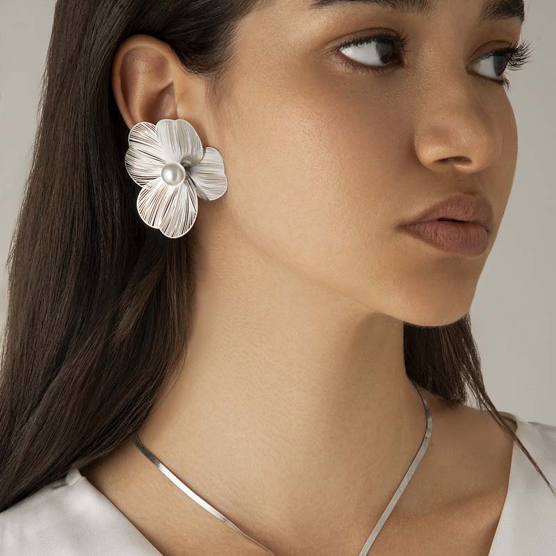 Punk Vintage Metal Petal Flower Stud Earrings Women Girls Trend Goth Geometric Piercing Earring Jewelry Steampunk