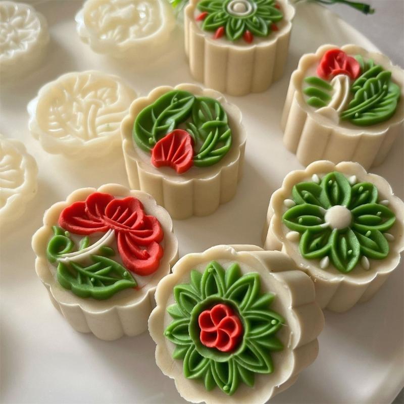 Ice Skin Pastries Mold Hand Pressed Mooncakes Mold Round Bean Pastes Cake Molds Plastic Dessert Mould for Cooking Lover