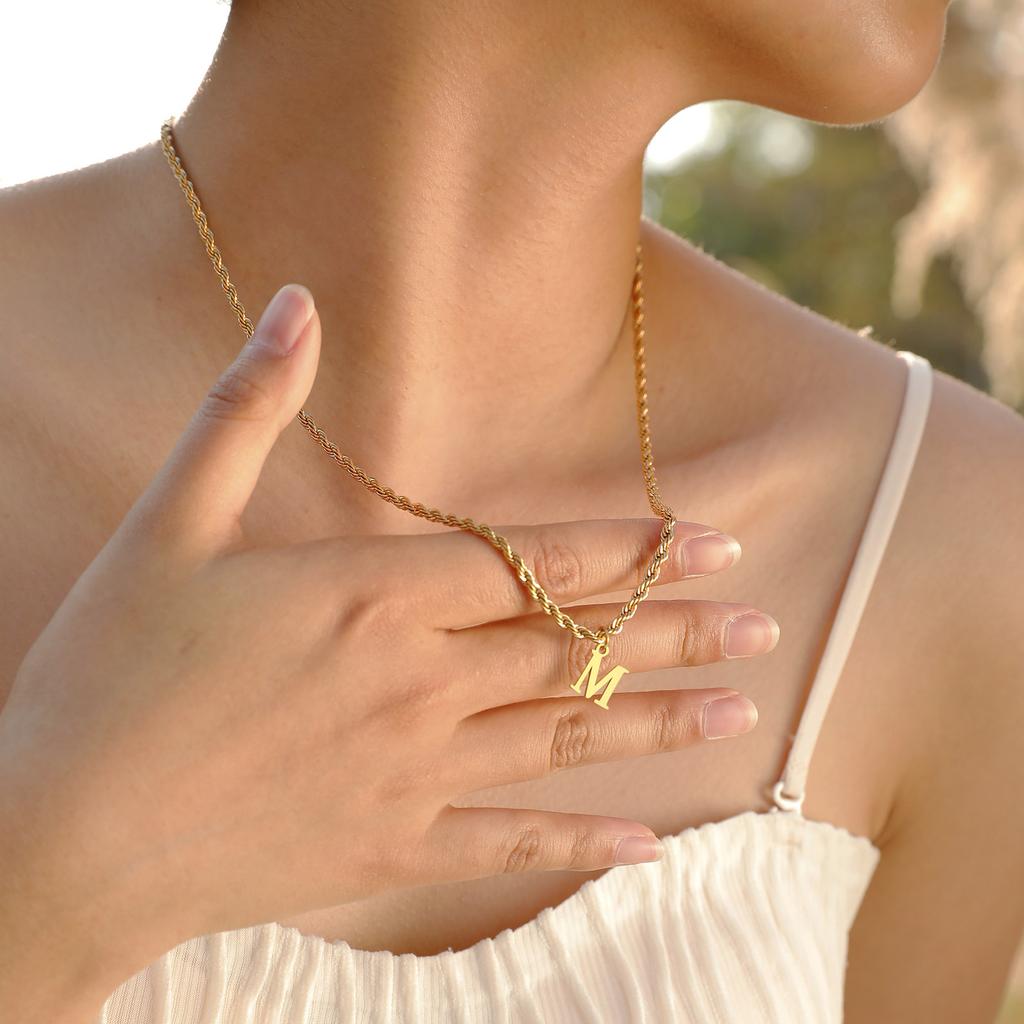 Vnox Initial Necklaces for Women Men, Stainless Steel A-Z Letters Alphabet Charm Pendant with Twisted Rope Chain, Unisex Collar