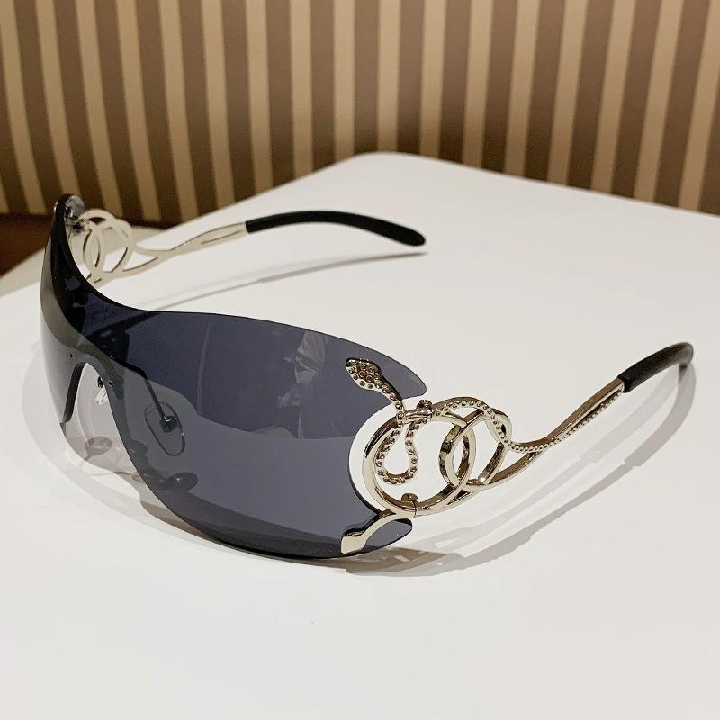 Spice Girl Wind Purple Pink Cobra Integrated Large Frame Sunglasses Design Sense Sweet And Spicy Face Small Street Shooting Sunglasses