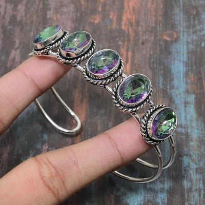 Mystischer Topas-Edelstein, handgefertigter Armreif aus 925er Sterlingsilber, verstellbar, für Sie